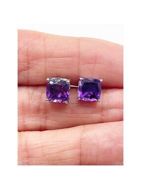 STS Chuck Clemency 925 Sterling Silver Amethyst Gemstone Stud Pierced Earrings